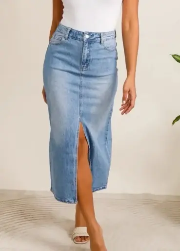 Jupe en Jean Fendue – Coupe Midi